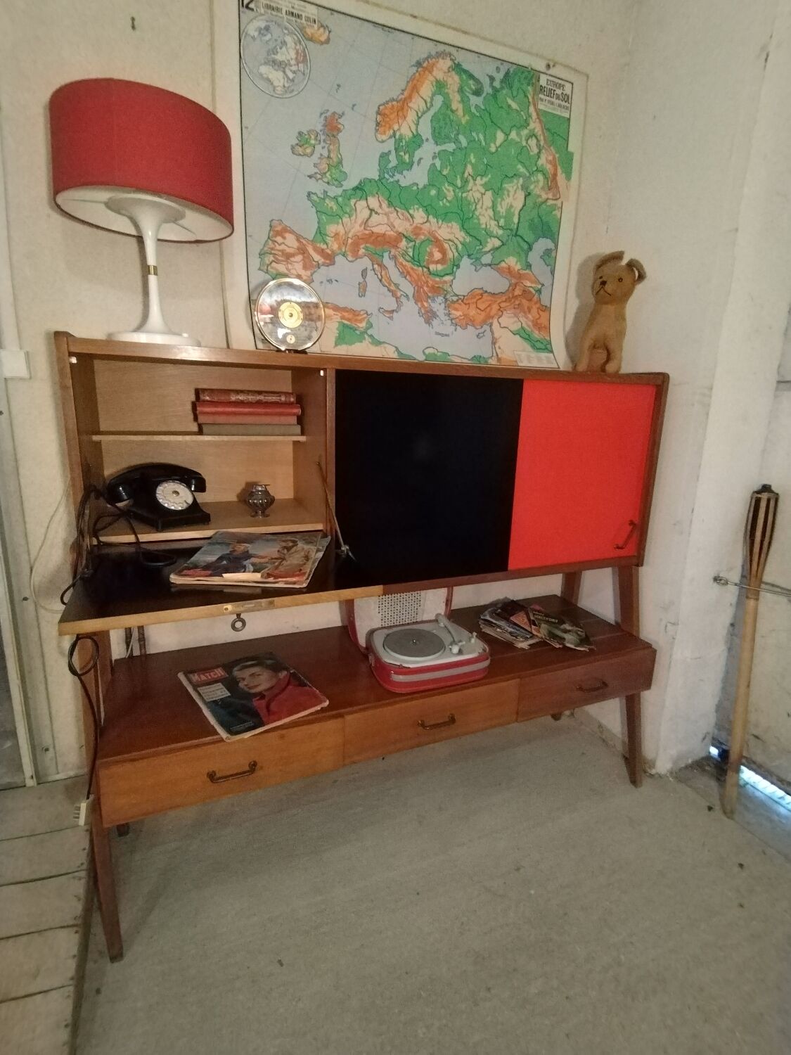 Pure 60s Scandinavian furniture