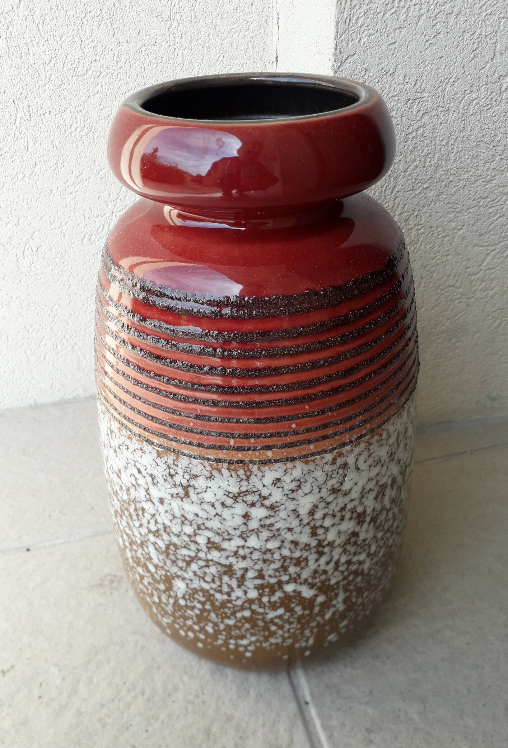 Ceramic vase