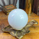 Lampe, forme de feuille, en bronze