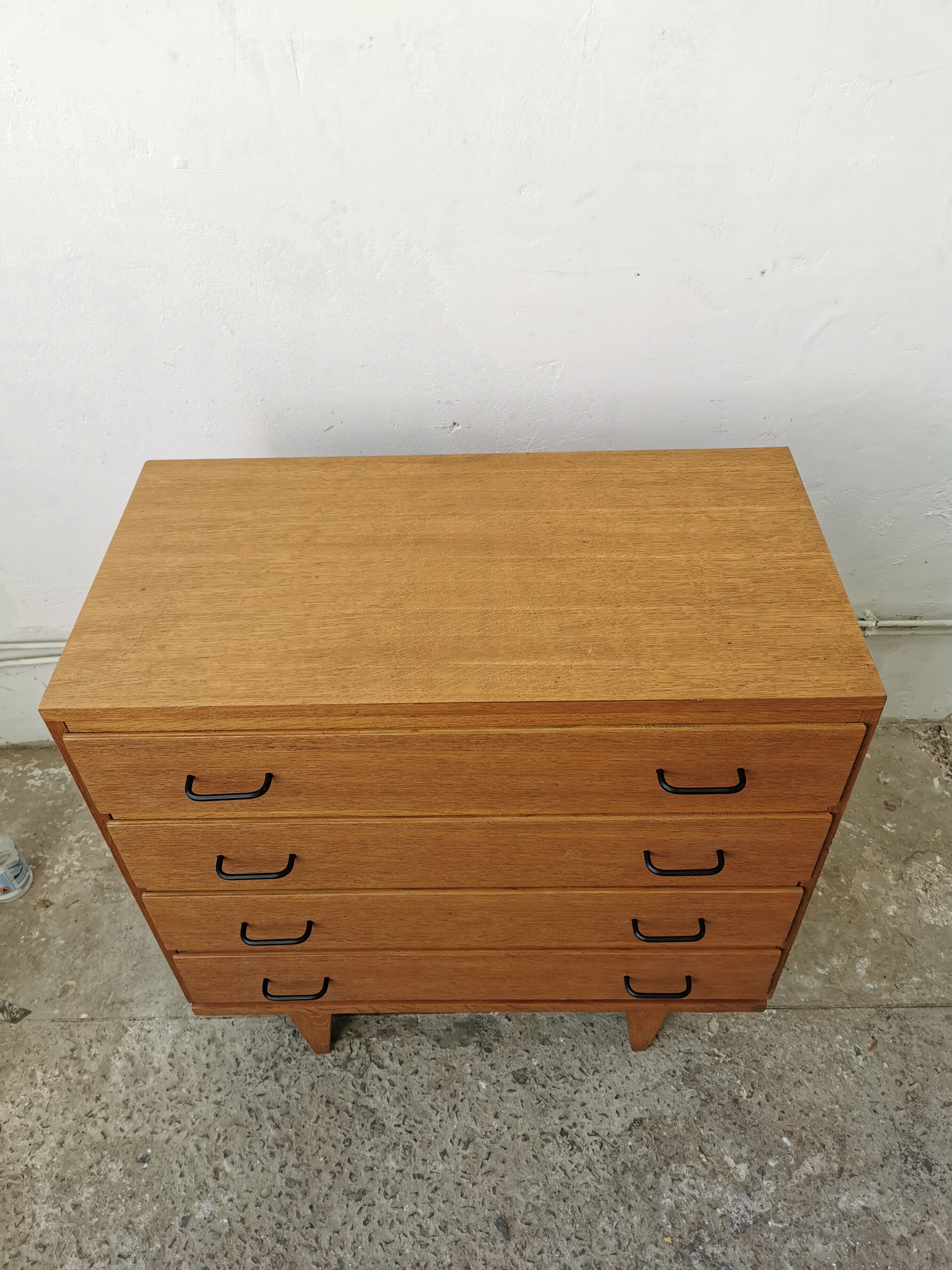 Chest 4 drawers