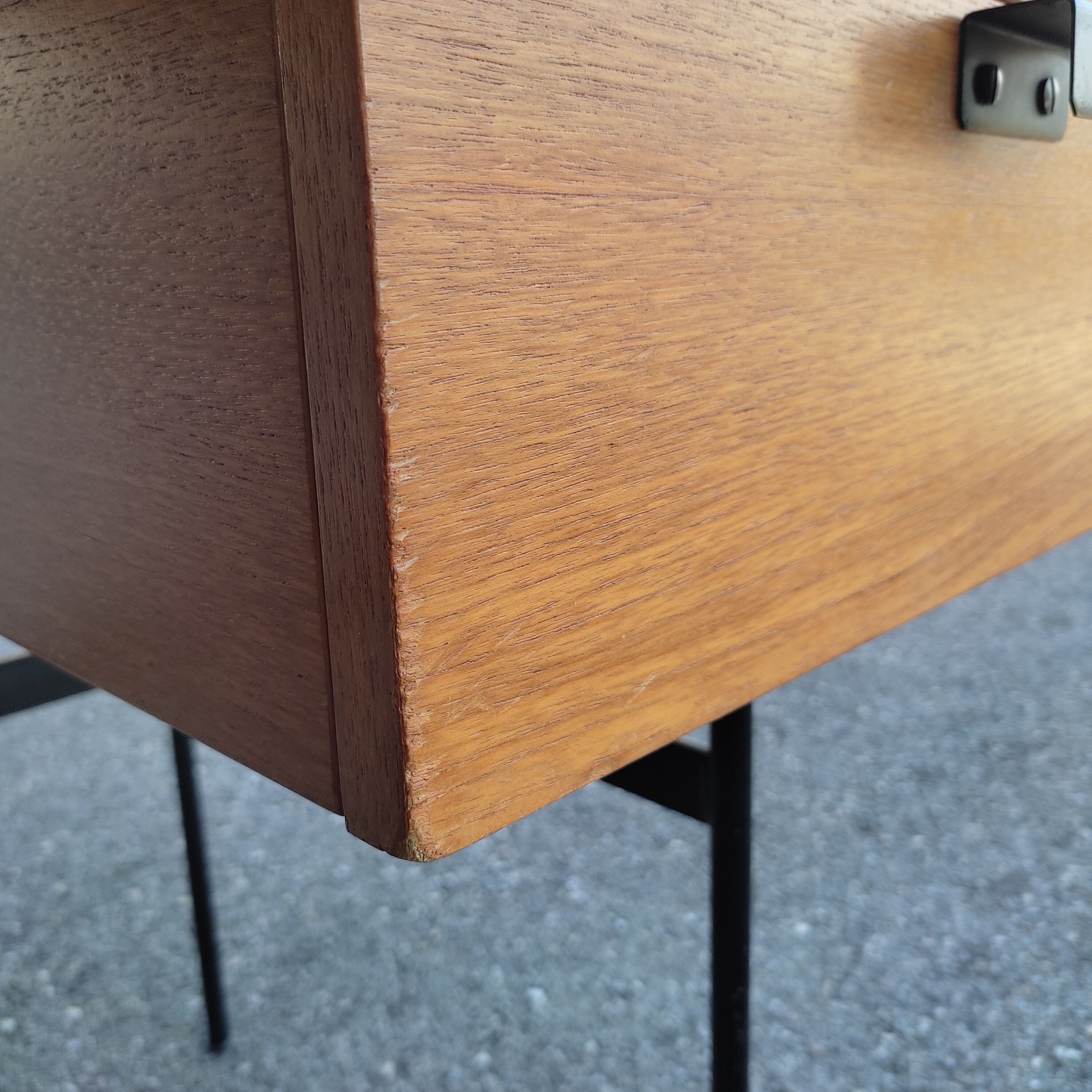 CM 141 desk by Pierre Paulin published by Thonet, 50s/60s