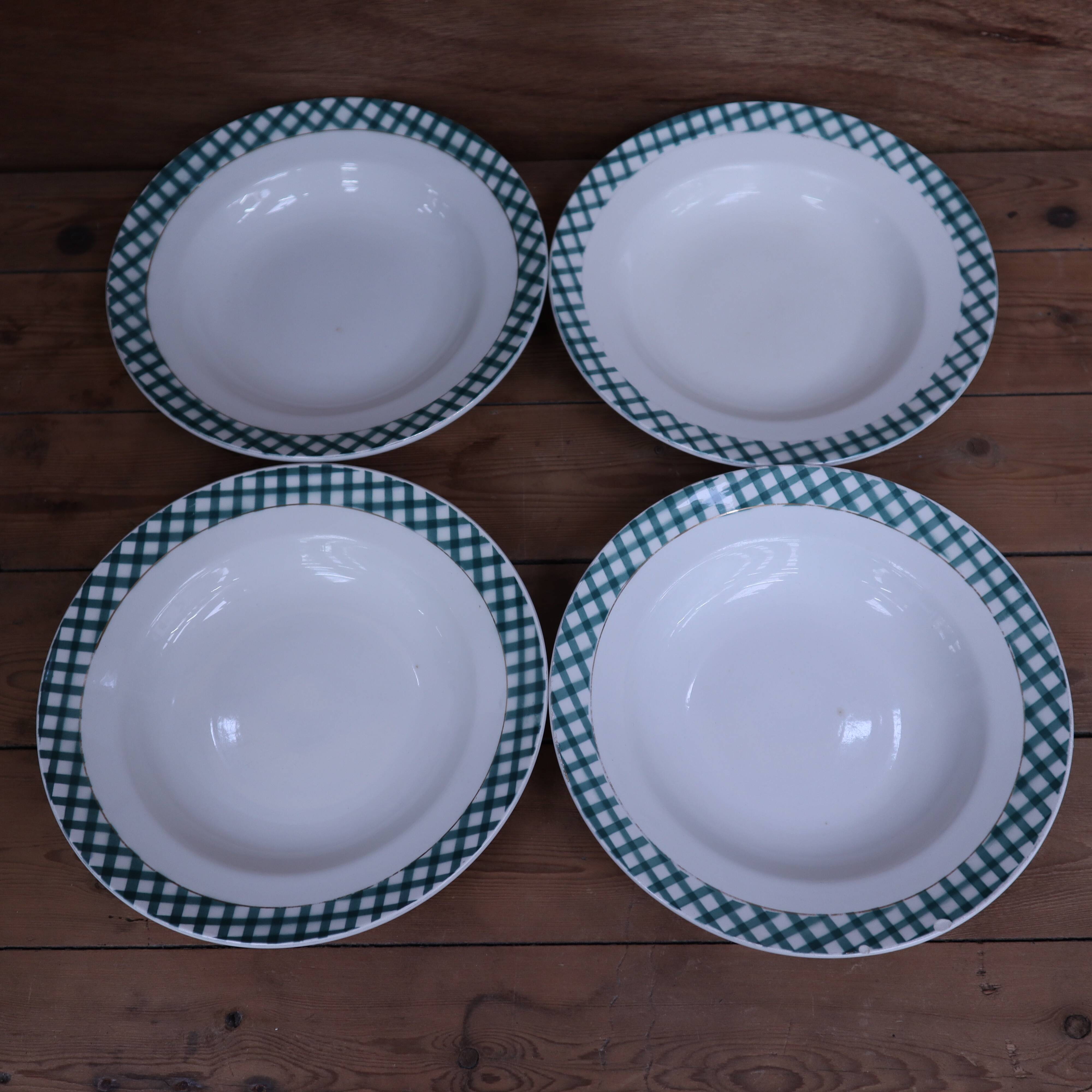 4 assiettes creuses Sarreguemines et Digoin Ecossais