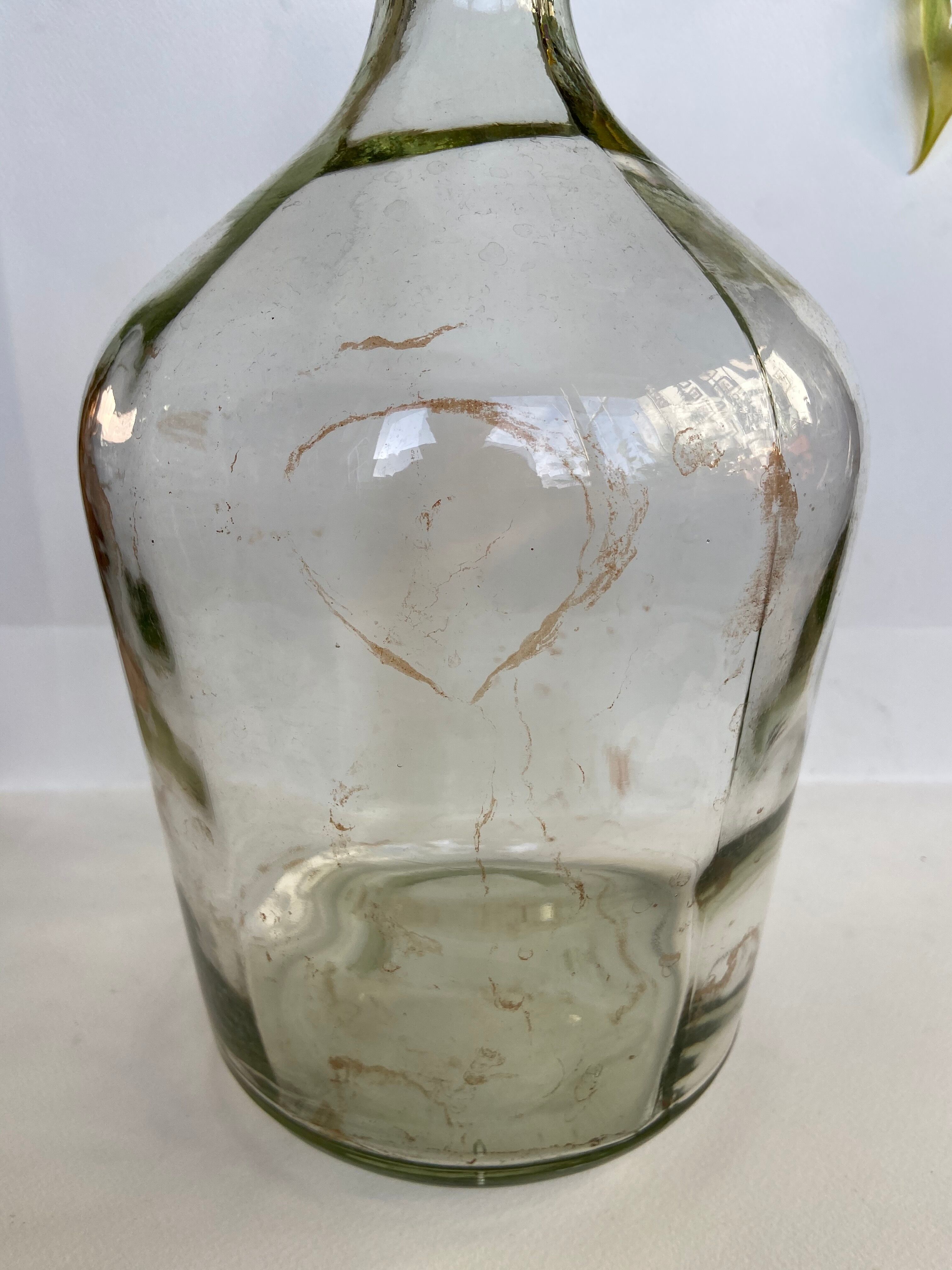 Glass demijohn