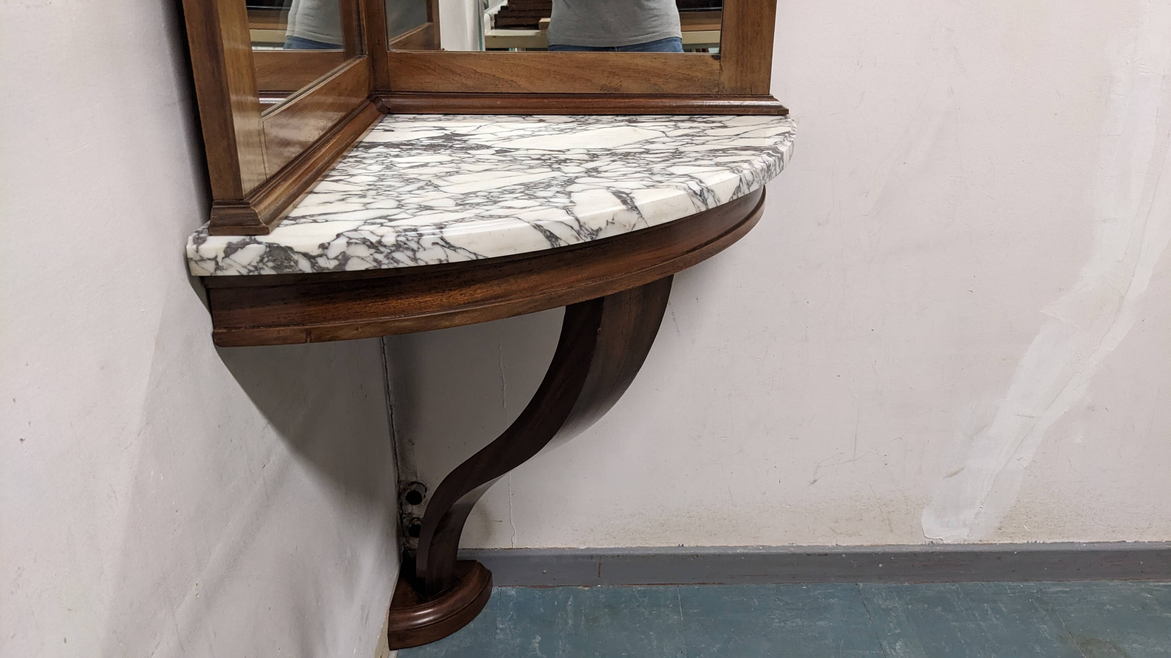Console d'angle et son double miroir Art déco en noyer, France vers 1920