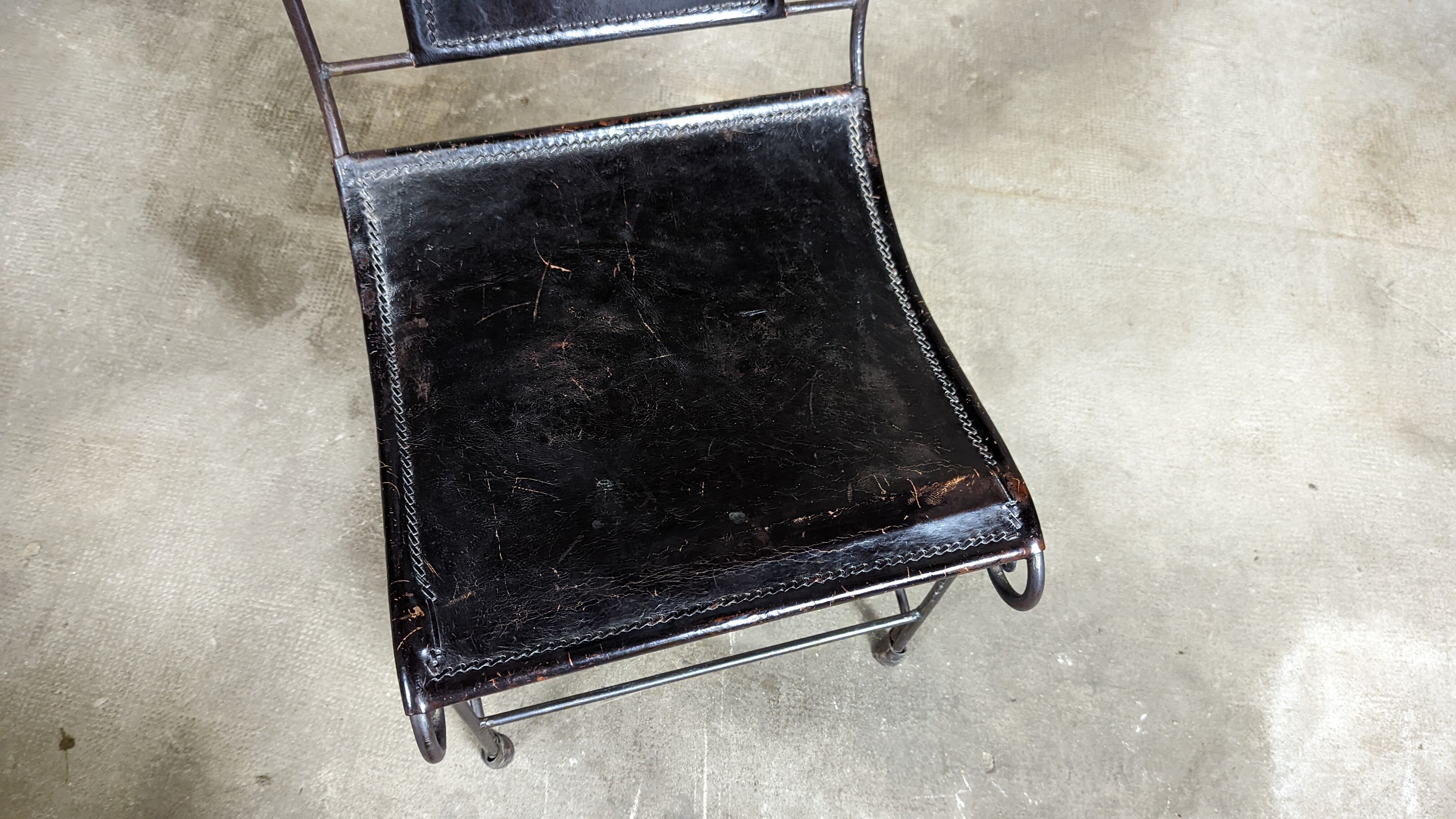 4 wrought iron armchairs