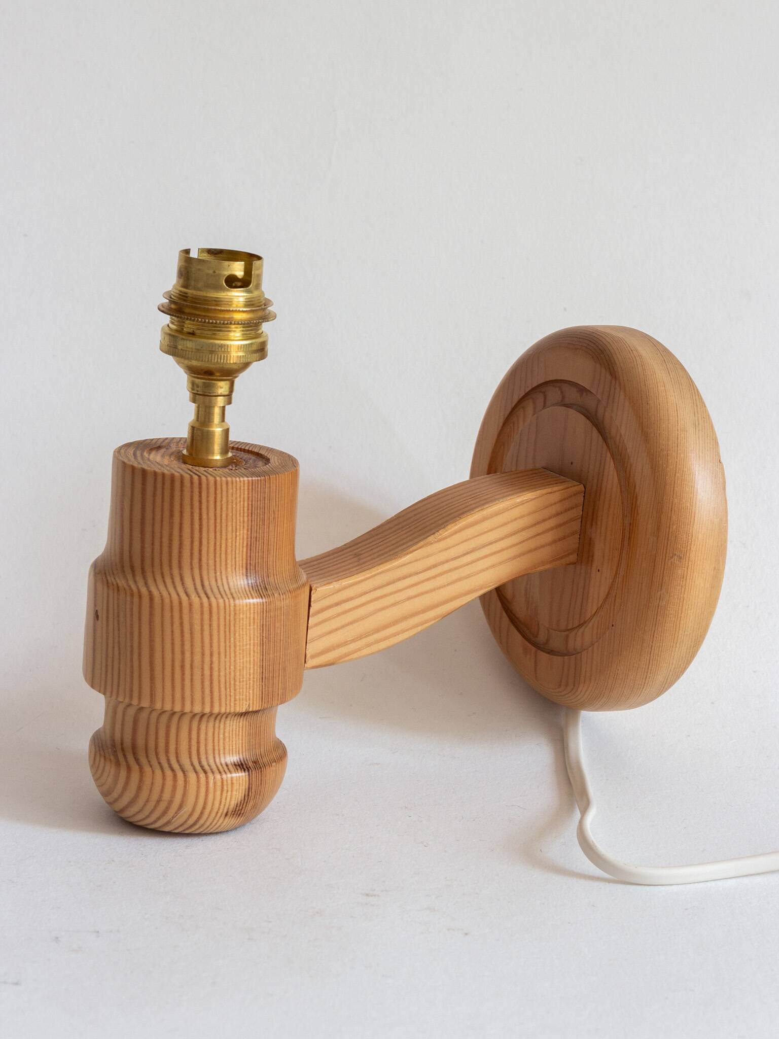 Swedish pine wall light, Solbackens Svarveri, Sweden, 1970s
