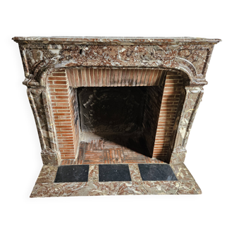 Cheminée marbre rouge style Louis XV