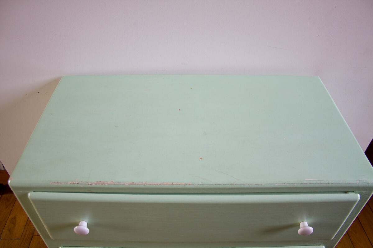 Commode vintage vert d'eau