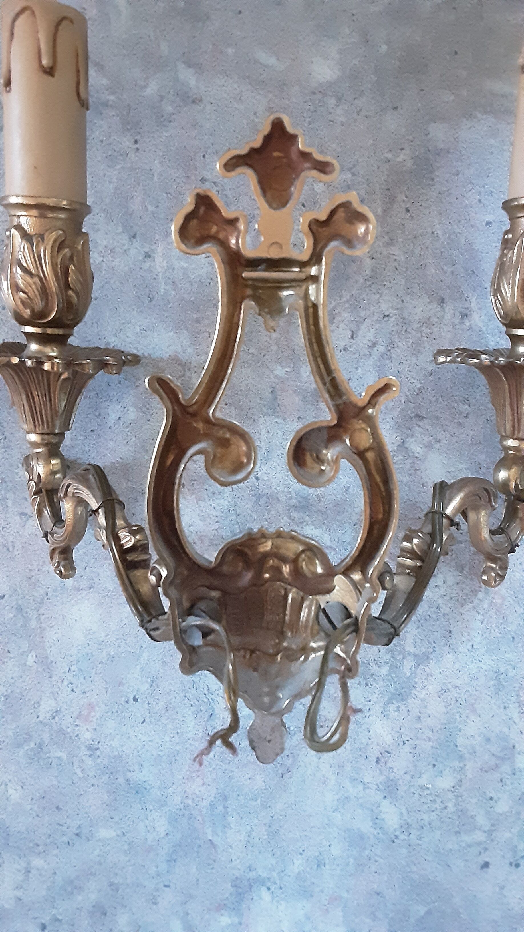 Pair of gold bronze appliques - year 60