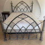Two-seater wrought iron bed
