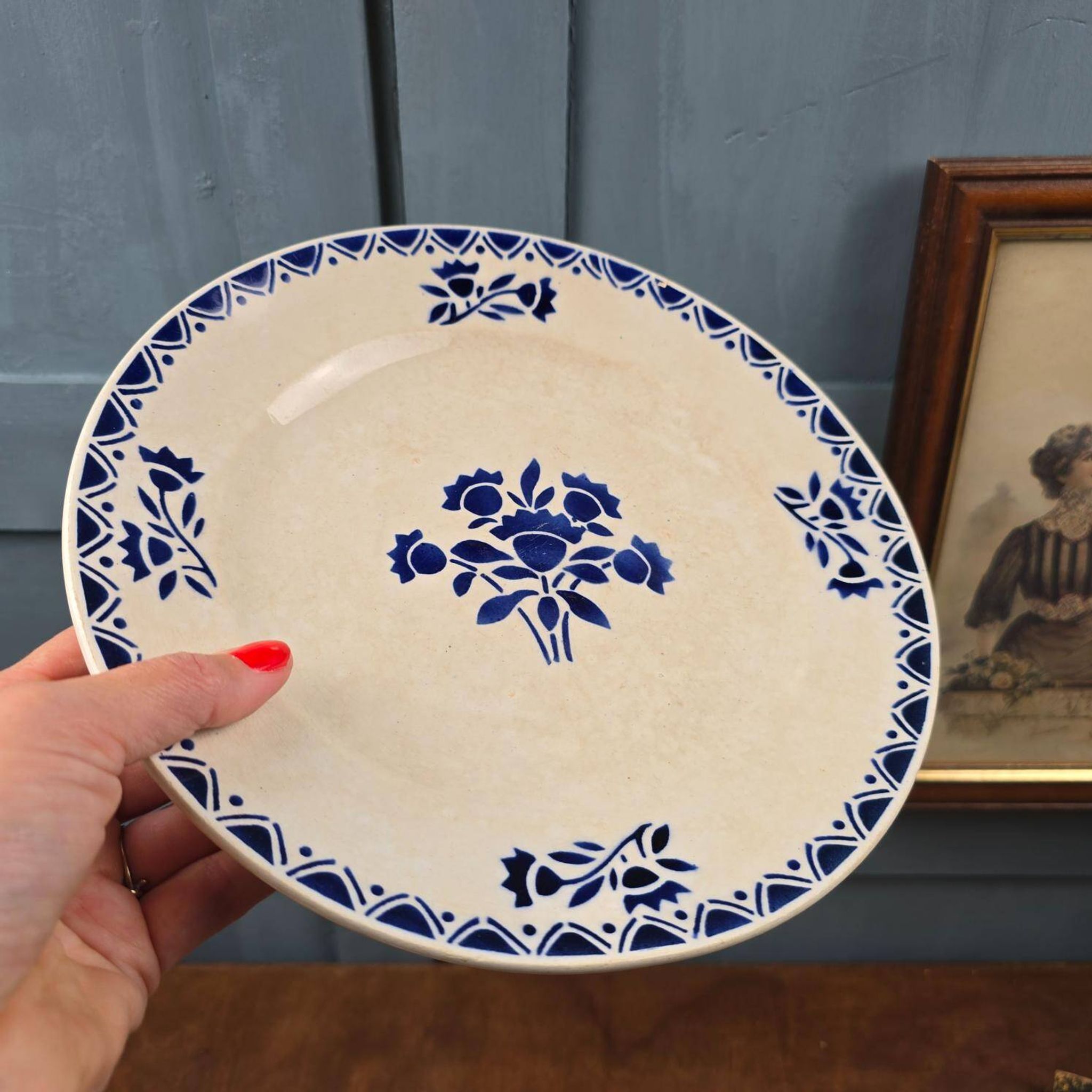 Antique footed dish – blue floral decoration – St Amandinoise