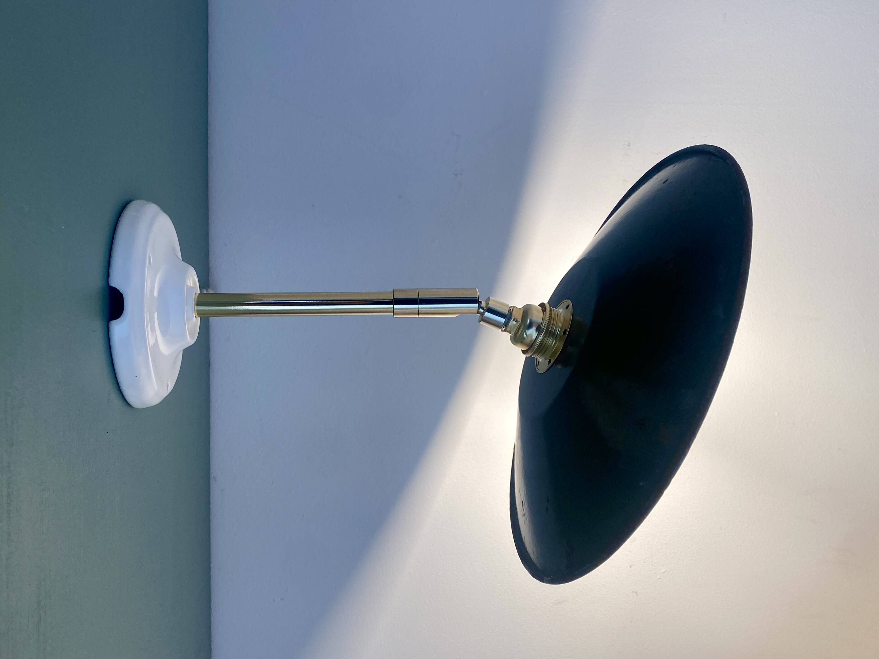Vintage green enamelled sheet metal wall lamp shade - 3 -