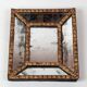Miroir perlé en bois doré du 18e siècle