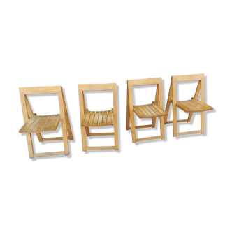 Set de 4 chaises en bois