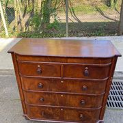 Victorian English commode in solid mahogany wood, 1930.