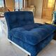 Paire de fauteuils / chauffeuses amanta par mario bellini