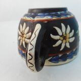 Ceramic cup and undercup