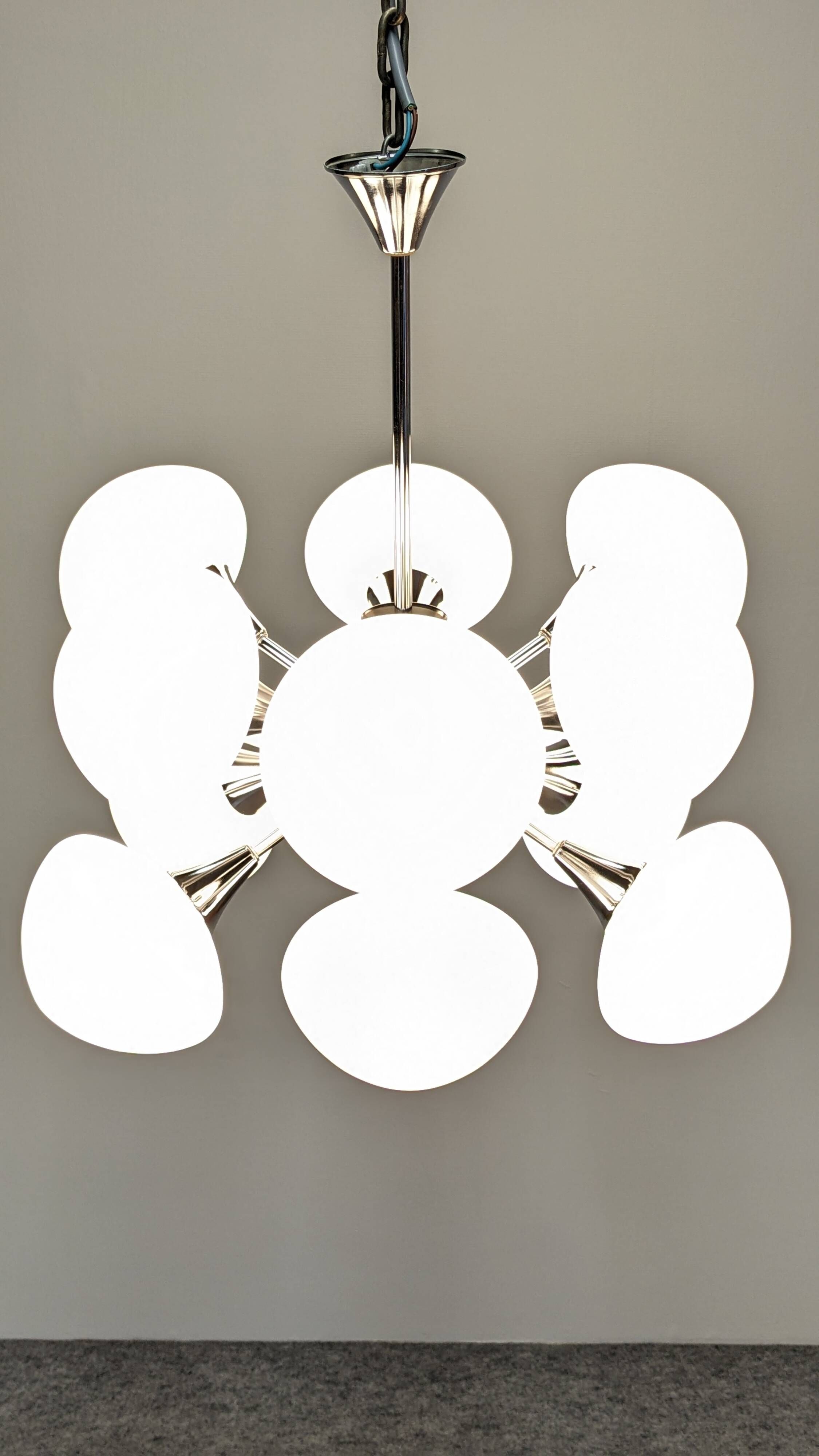 Sputnik chandelier with 12 frosted glass lights, Italy circa 1970.