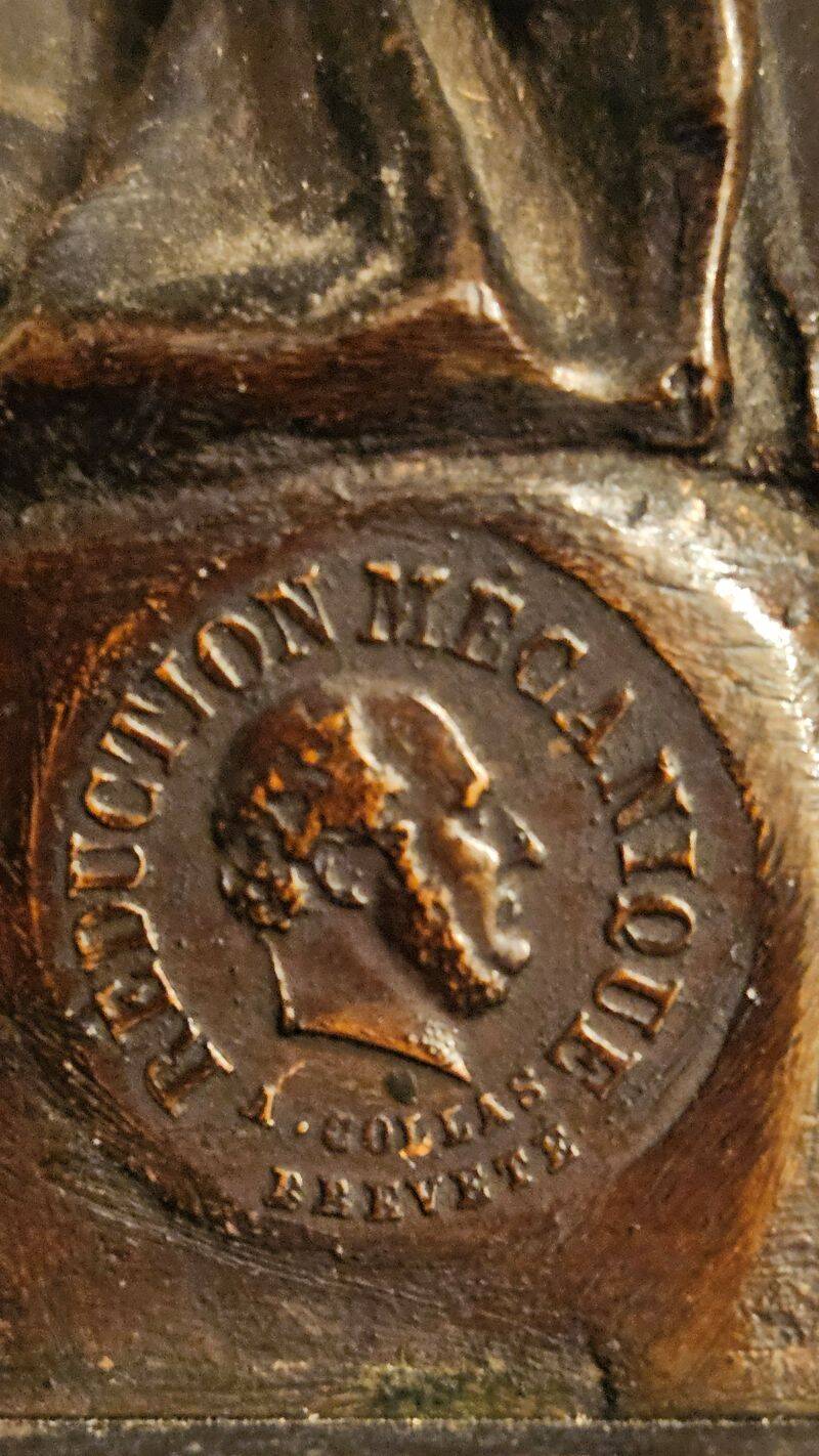 Venus de Milo Bronze Subject by Ferdinand Barbedienne