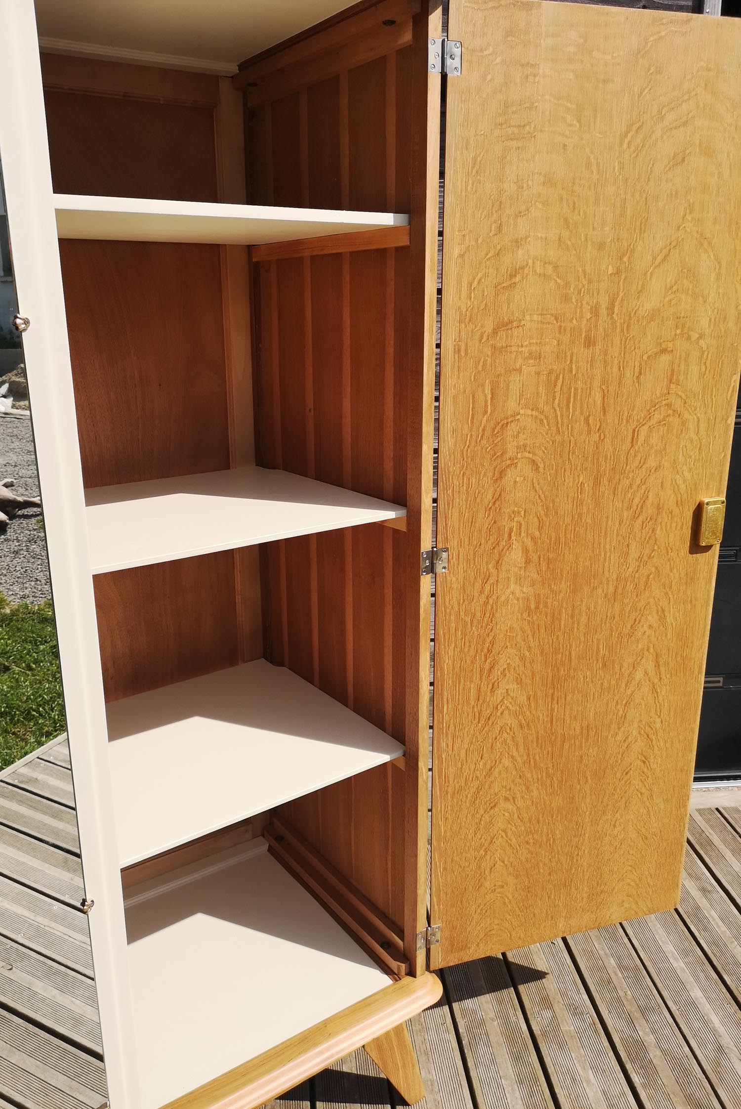 Vintage wardrobe feet compass