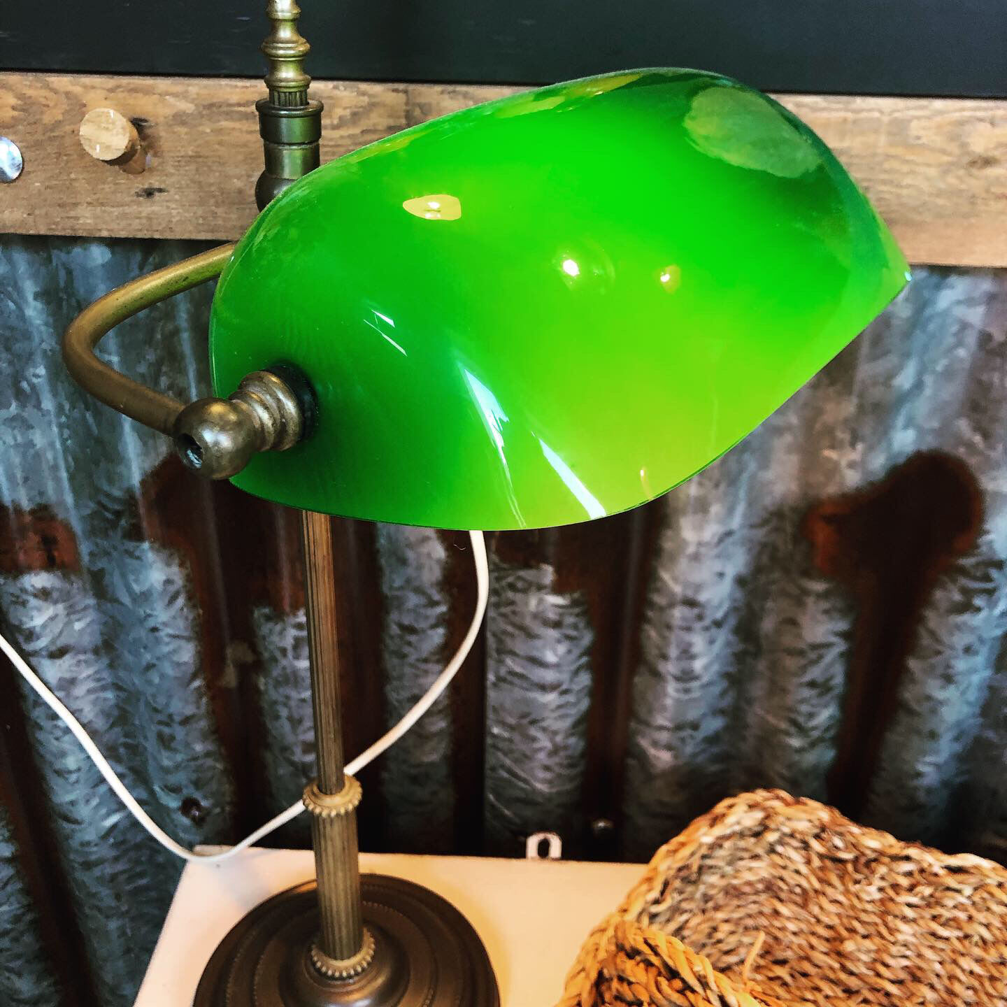 Notary lamp