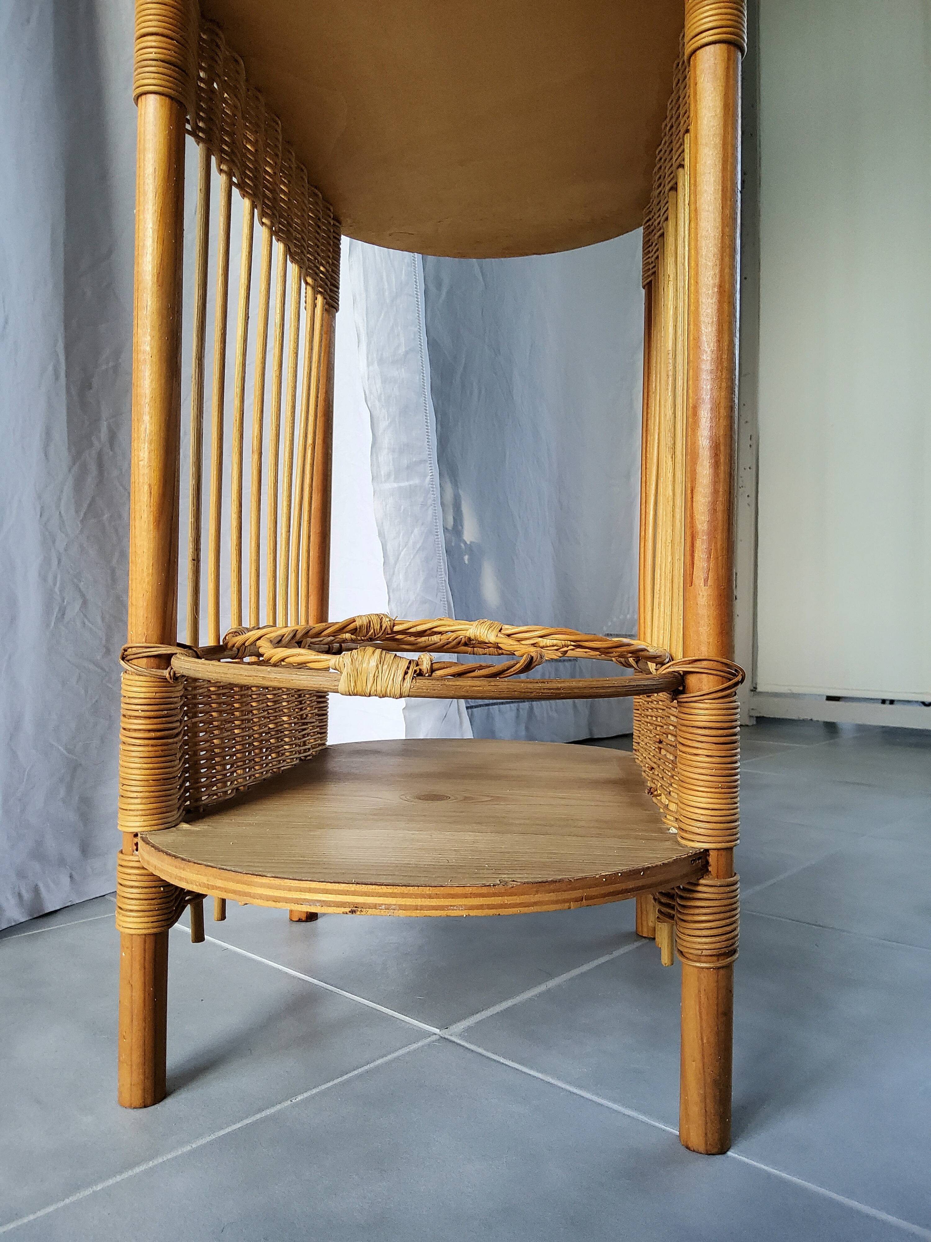 Wood and rattan service