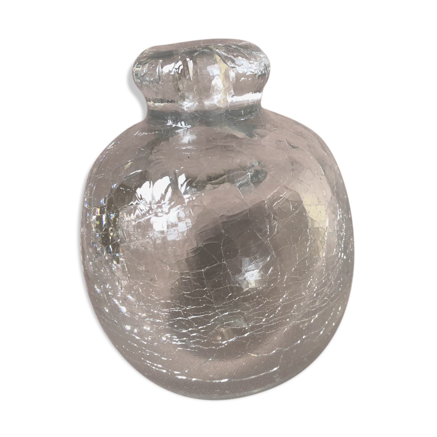 Cracked glass ball vase