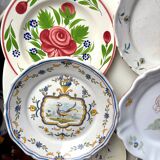 Set of 7 assorted plates