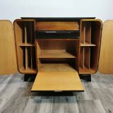 Armoire Gramophone par Jindrich Halabala