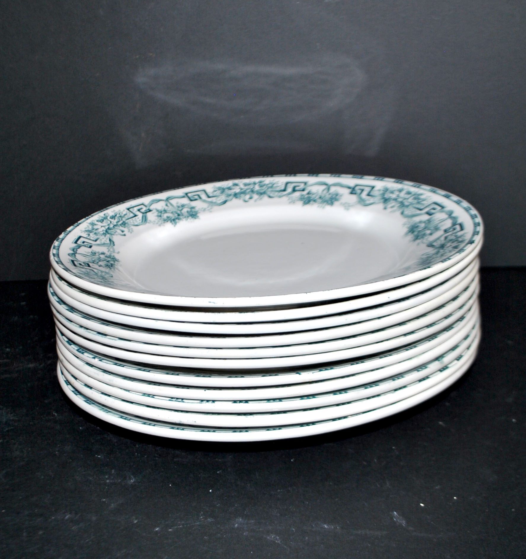 Moulin des Loups & Hamage set of 11 flat plates Ancient Athens in earthenware 1900