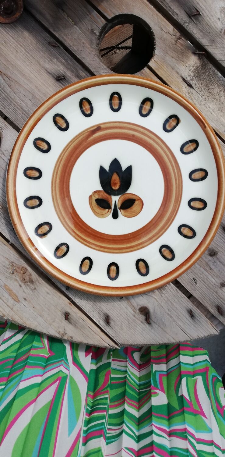 Plat et assiettes kimono Boch