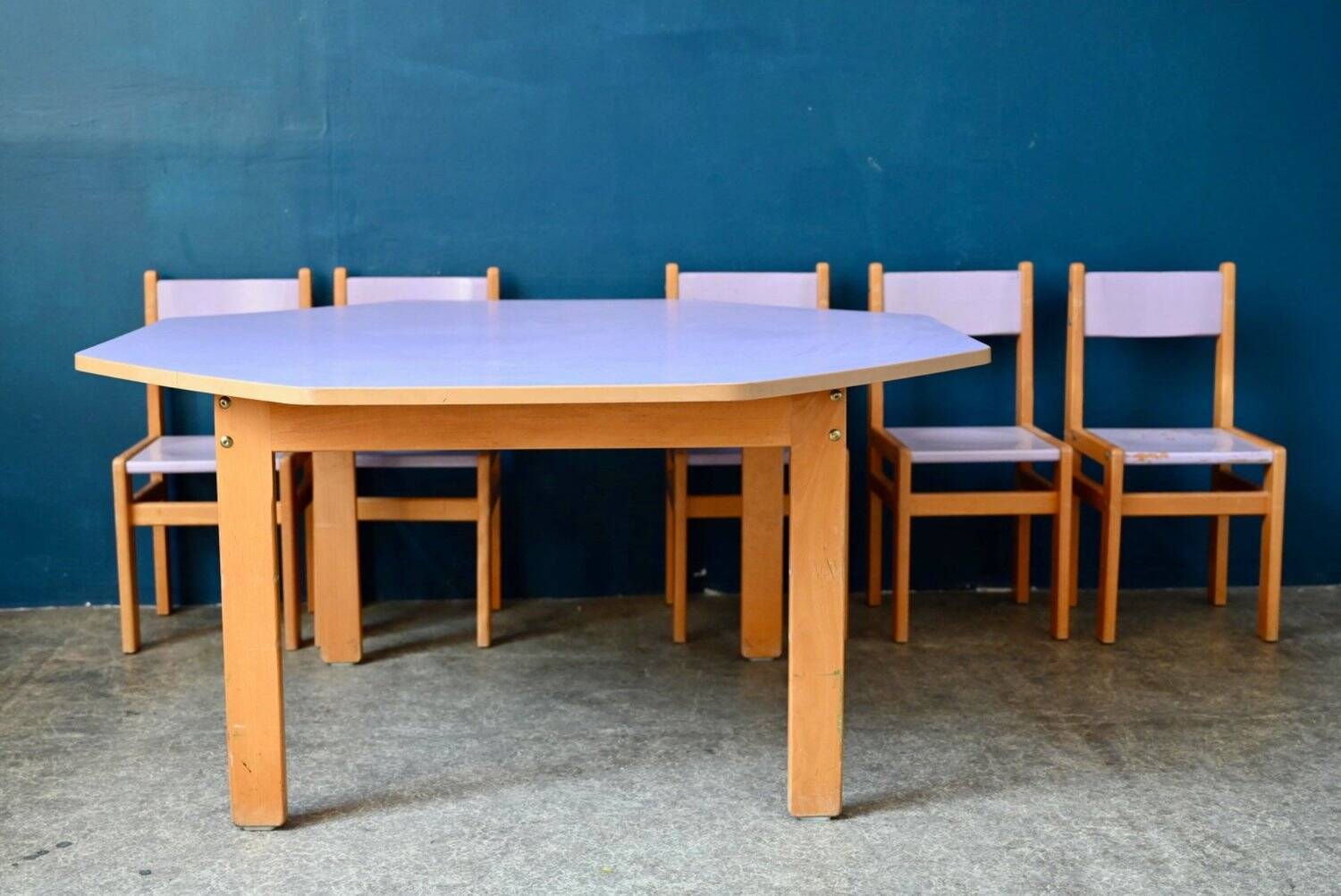 Vintage 1970s octagonal children's table in beech and lilac formica, with 5 chairs.