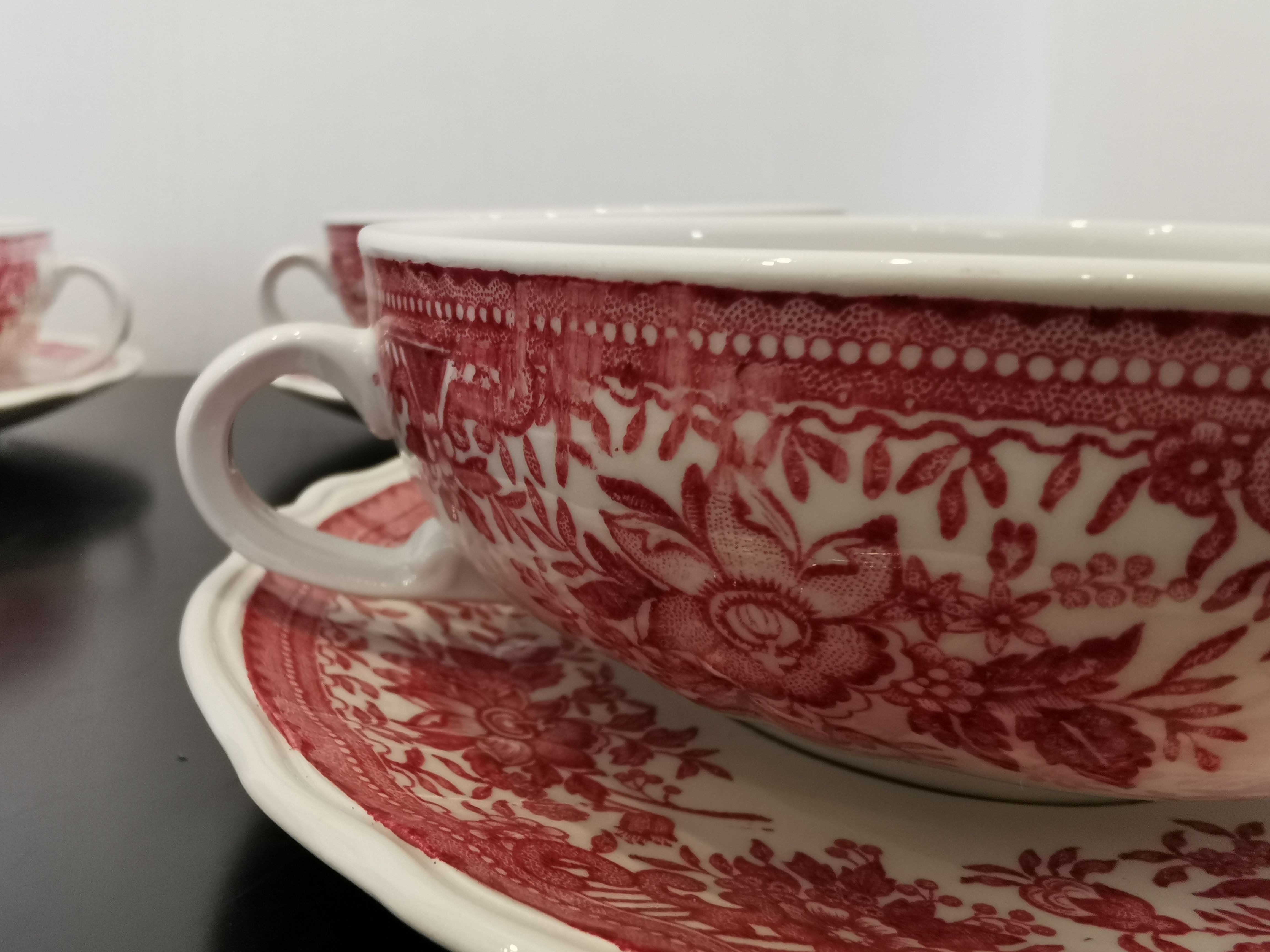 12 soup bowls and saucer service Villeroy&Boch Saar