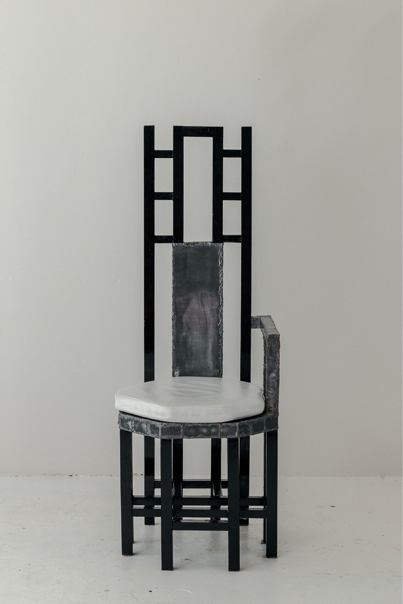 Postmodern Throne Chair in Black Lacquered Wood, Iron Sh