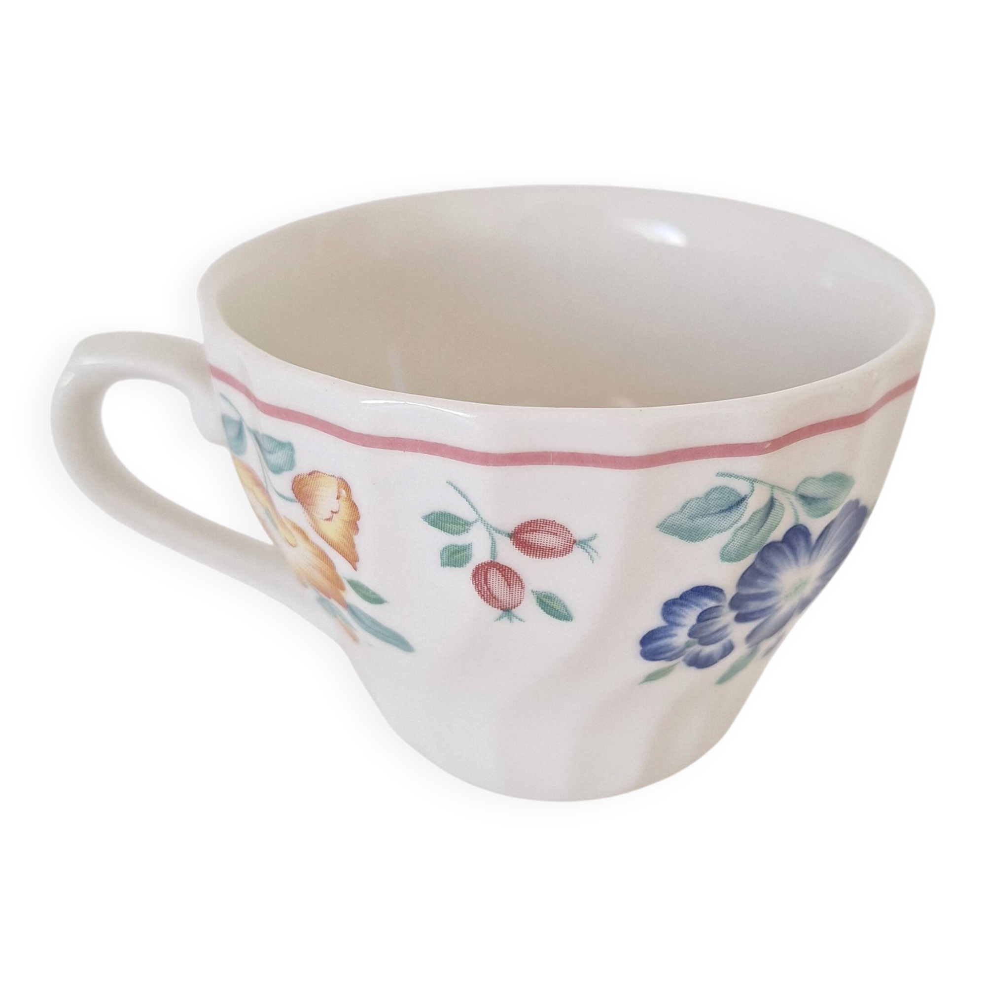 English flower cup Churchill