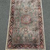 Persian rug in pure silk