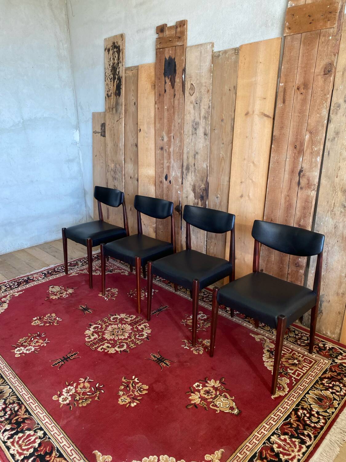 Scandinavian table and chairs from the 60s/70s