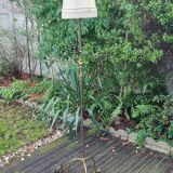 Lampadaire en laiton tripode