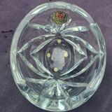 Empty pocket in Ile de France crystal