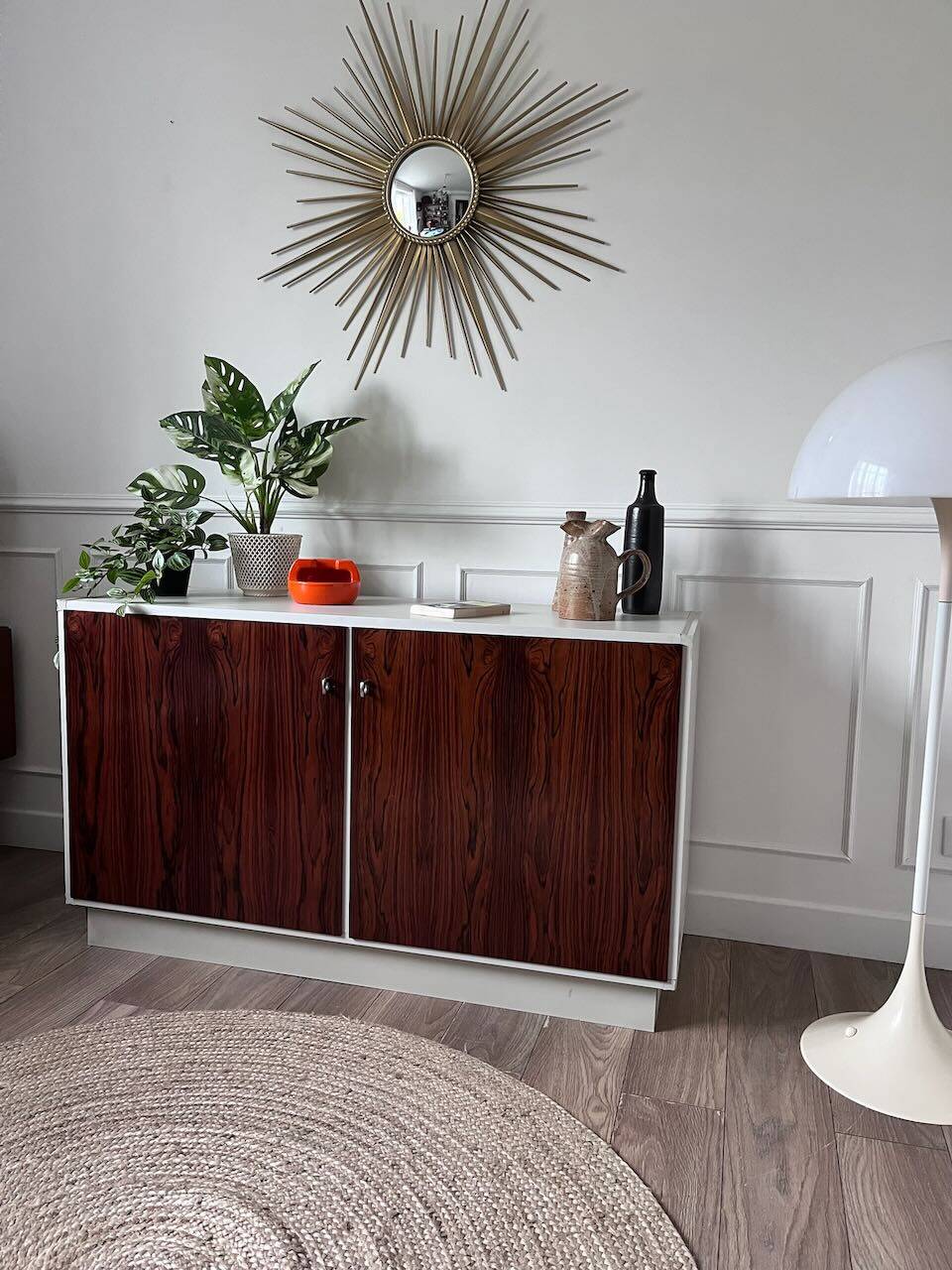 Vintage four-door buffet in rosewood.