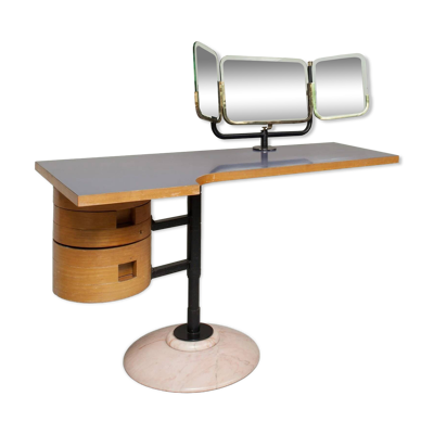 Coiffeuse italienne années 60