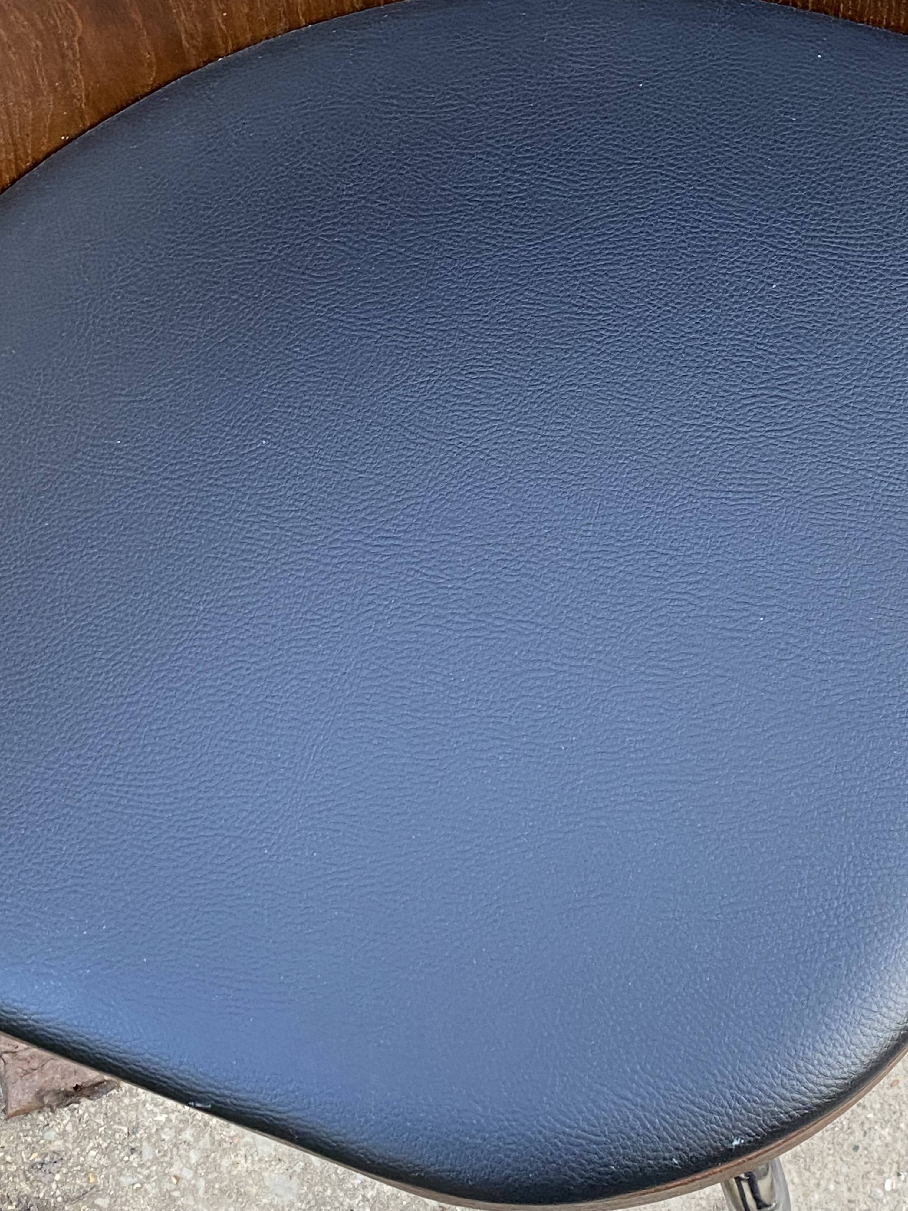 Fusion table and 4 teak chairs by Sandra Kragnert IKEA.