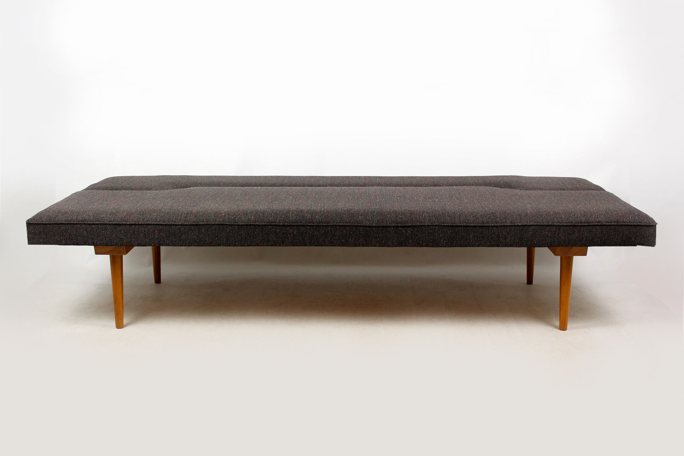 Mid-Century Sofa or Daybed by Miroslav Navratil, 1960s