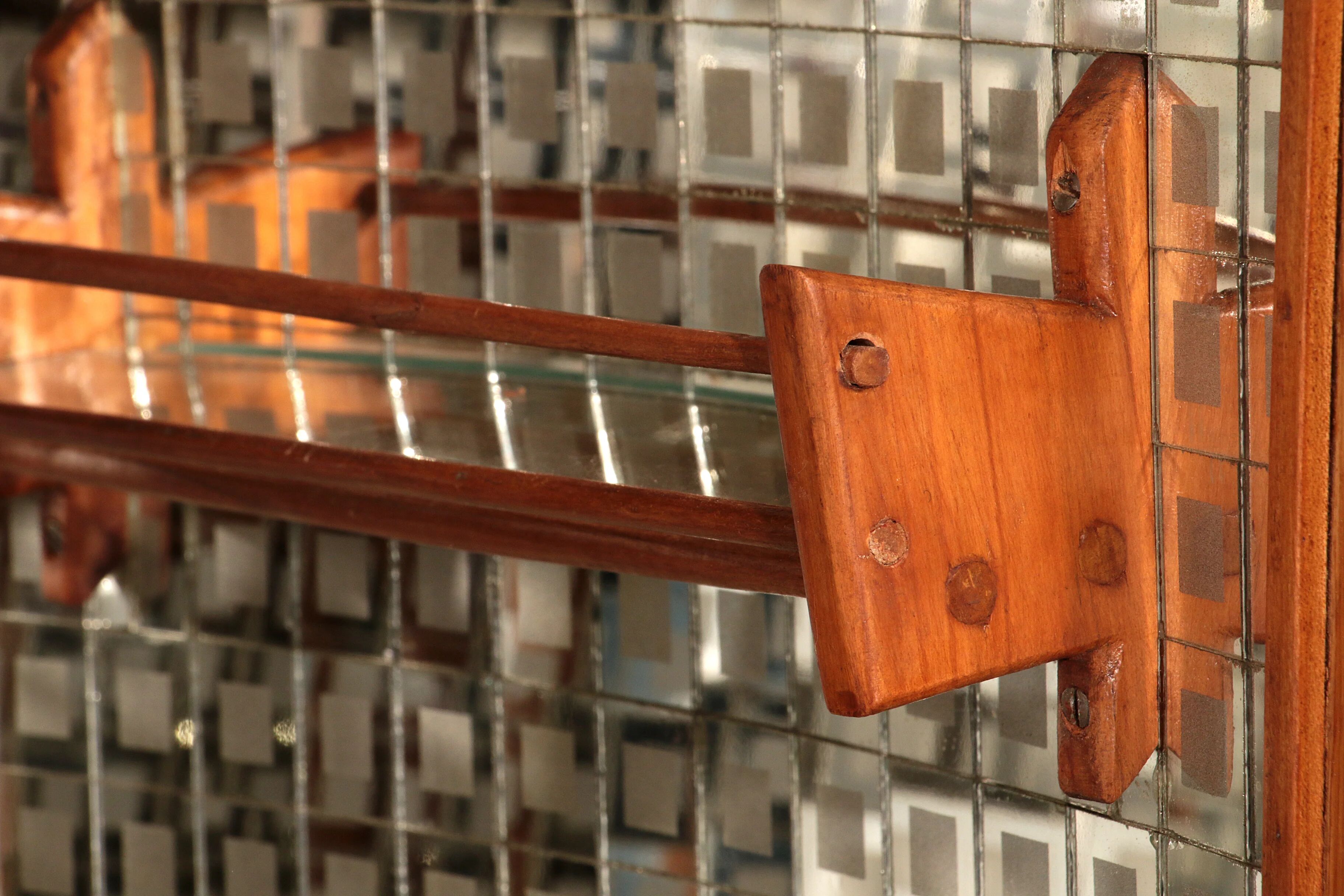 Bar cabinet in light wood attributed to Paolo Buffa, 1940s