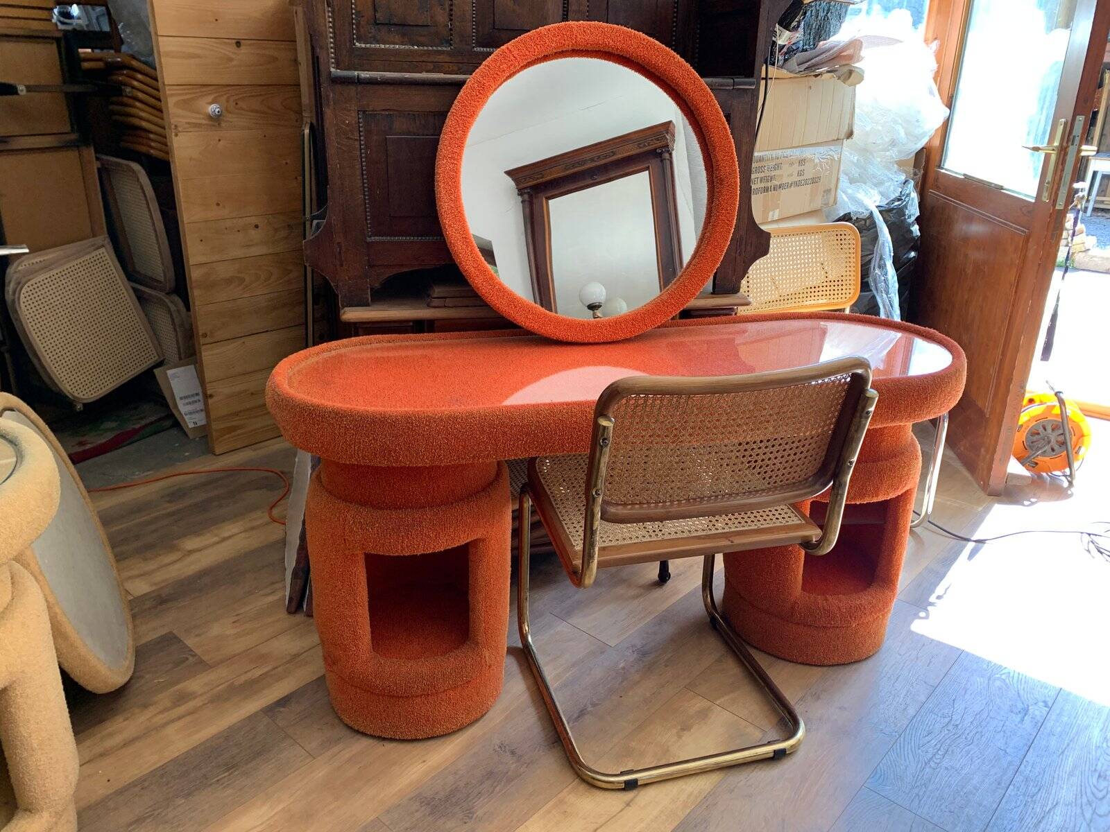 Vintage brown fabric dressing table with mirror and Bauhaus brass chairs — set of 3
