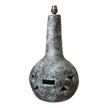 Large ceramic lamp base with dual lighting