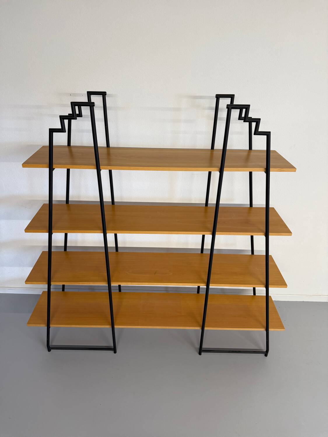 Étagère bibliothèque bois et métal design des années 80