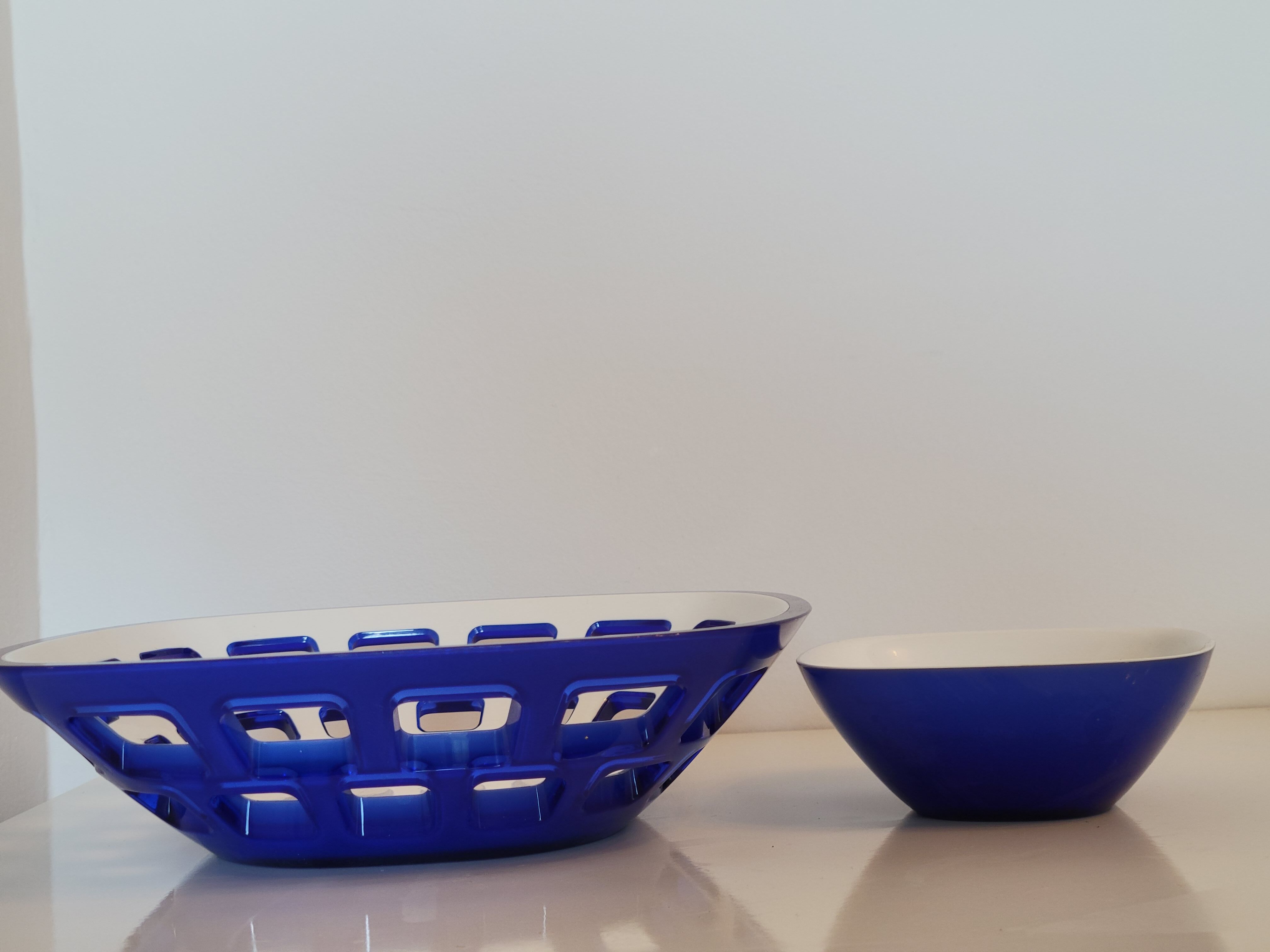 Vintage bread basket and bowl cup Guzzini design Italy