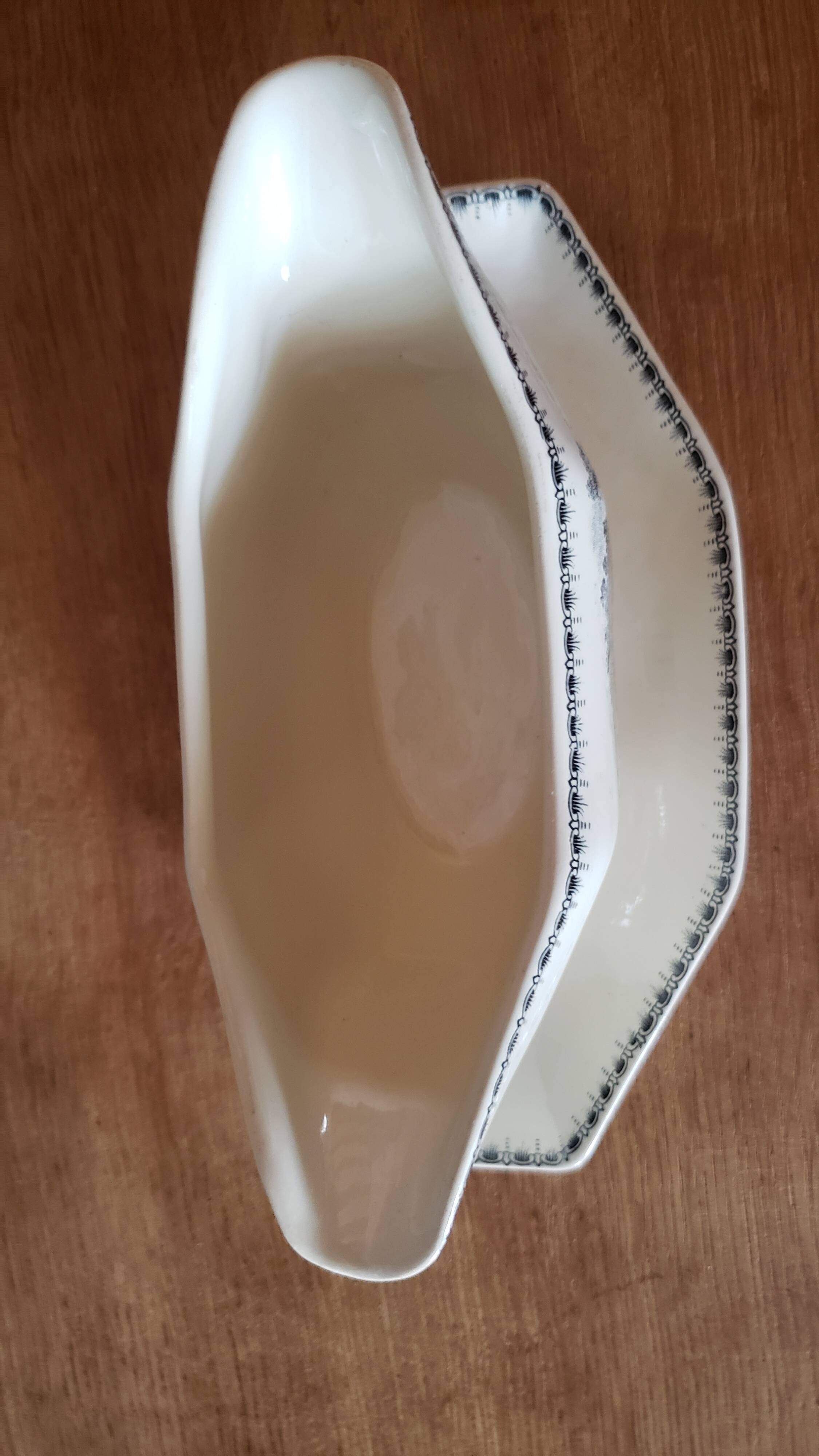 Boch La Louvière earthenware gravy boat