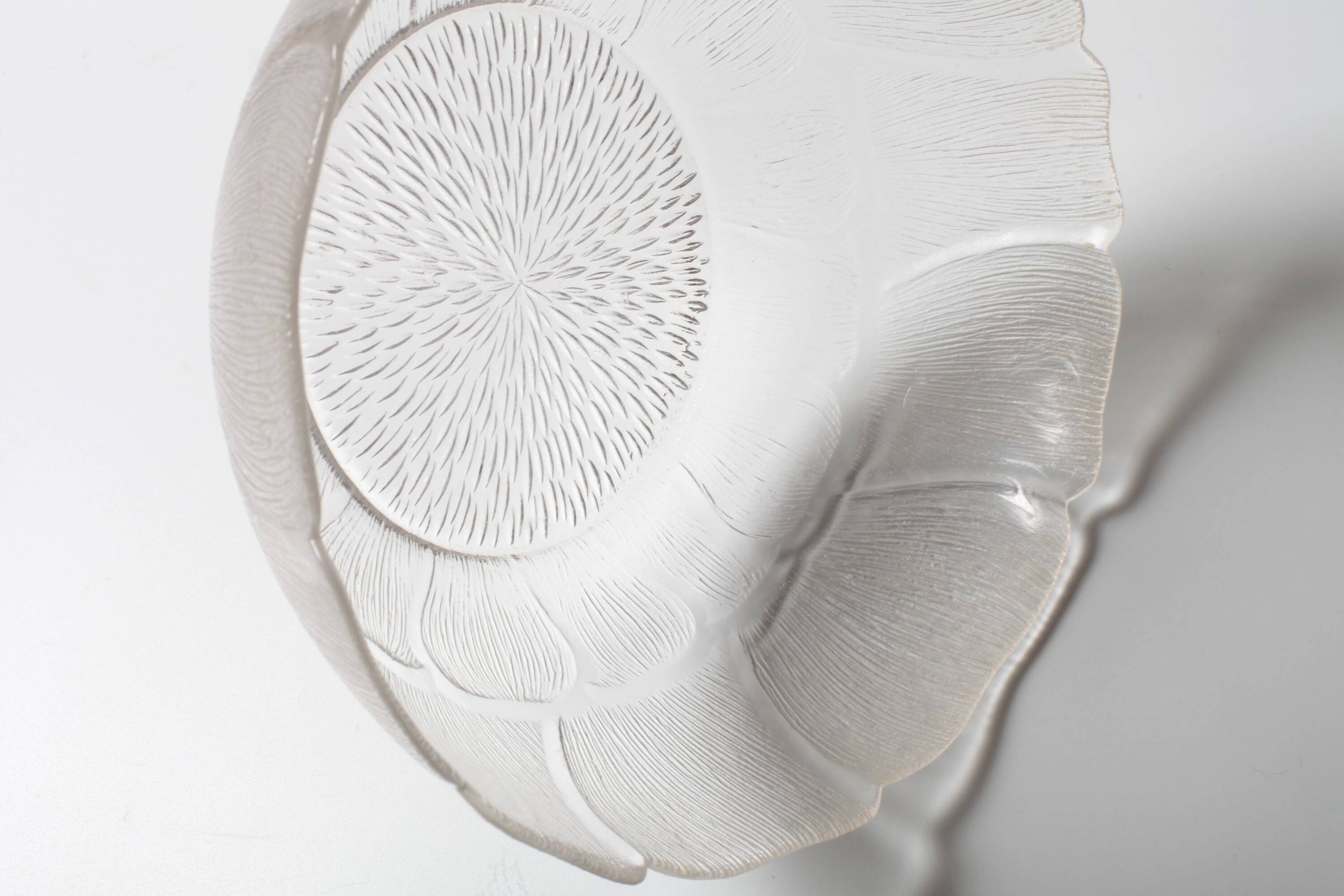 Salad Bowl Fleur, Vintage Decorative Clear Large Fruit Glass Bowl / Arcoroc